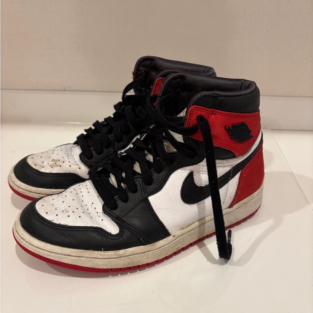 Nike Air Jordan Black Red White Sneakers
